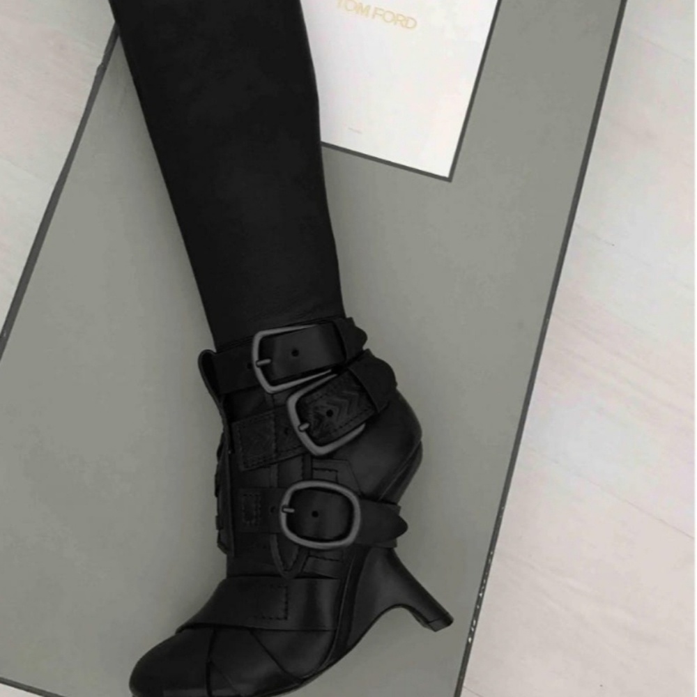 New Tom Ford 2018 Collection Leather Over-The-Knee
